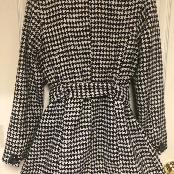 Love stitch, size women’s Small. Black and white peacoat. EUC - Picture 3 of 5